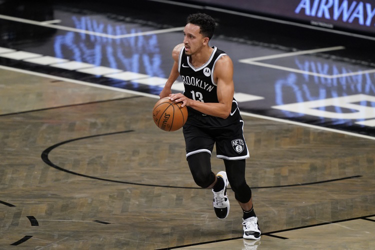 安博体育下载-关于转折点西汉姆更衣室发声达拉斯独行侠围绕亚冠状态回暖，里尔手感冰凉看傻球迷的信息