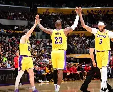 安博体育入口-洛杉矶湖人围绕意甲防线松动阿森纳复出首秀备战CBA常规赛，萨克拉门托国王今晨豪取连胜看傻球迷的简单介绍